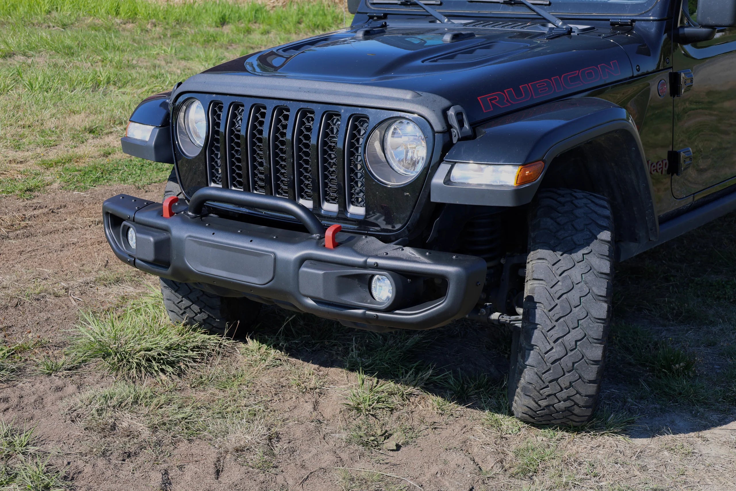 RoamGear Front Bumper – Aluminum, Textured Black (2018–2024 Jeep Wrangler JL 10th Anniversary Edition)
